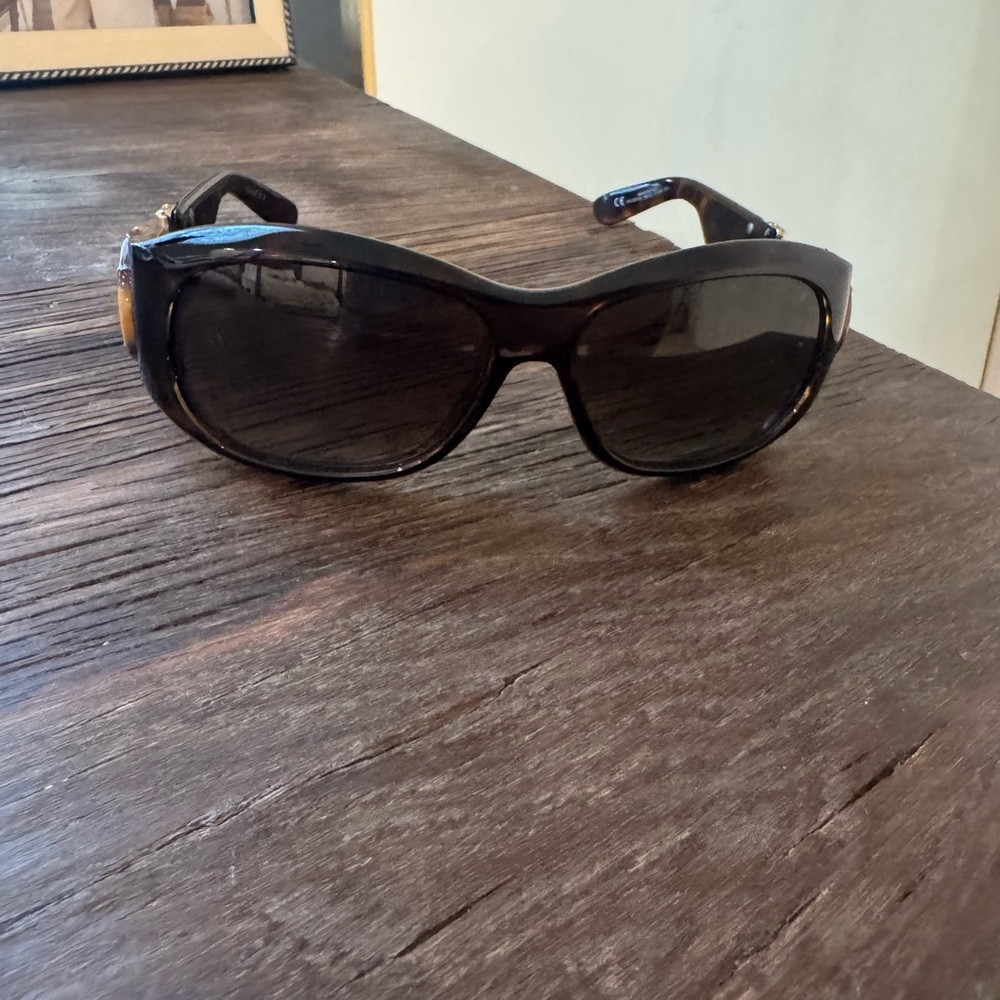 Gucci Black Sunglasses
